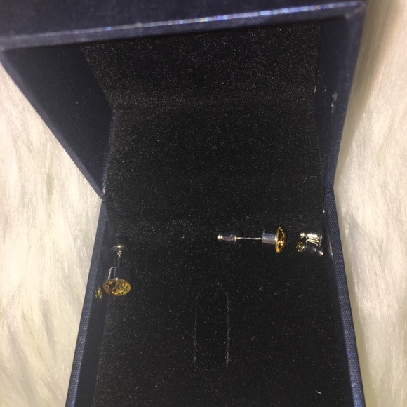 NWT!!! Yellow Stud Earrings - Picture 3 of 5
